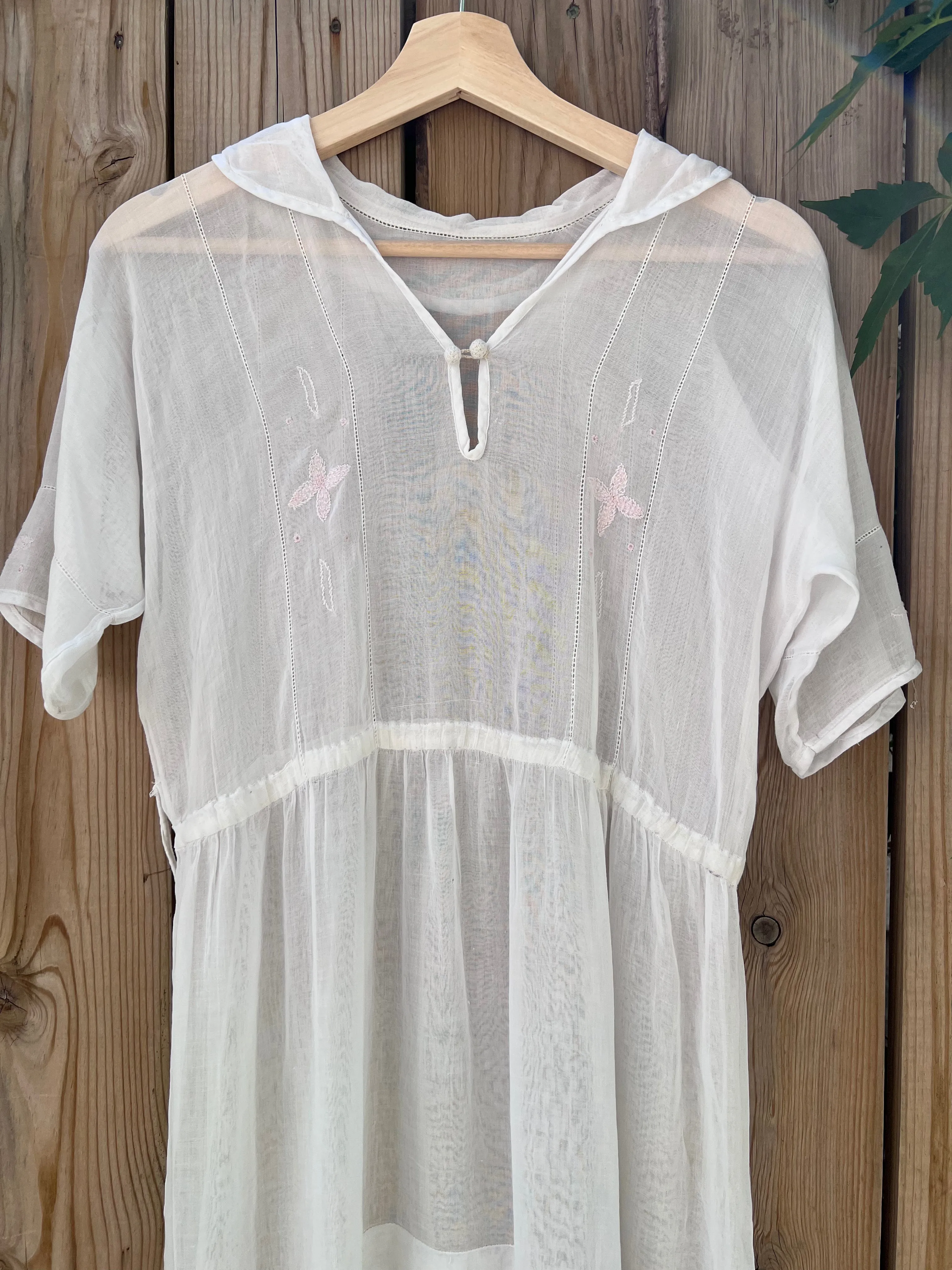 Antique 1920's White Cotton Batiste Embroidered Lawn Dress