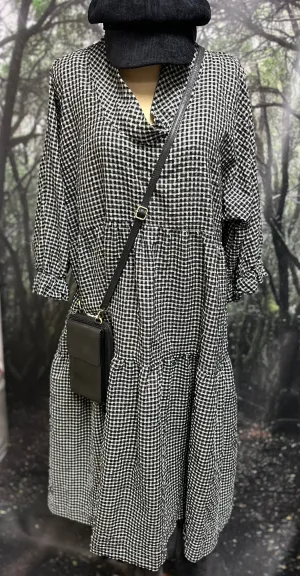 Taryn dress